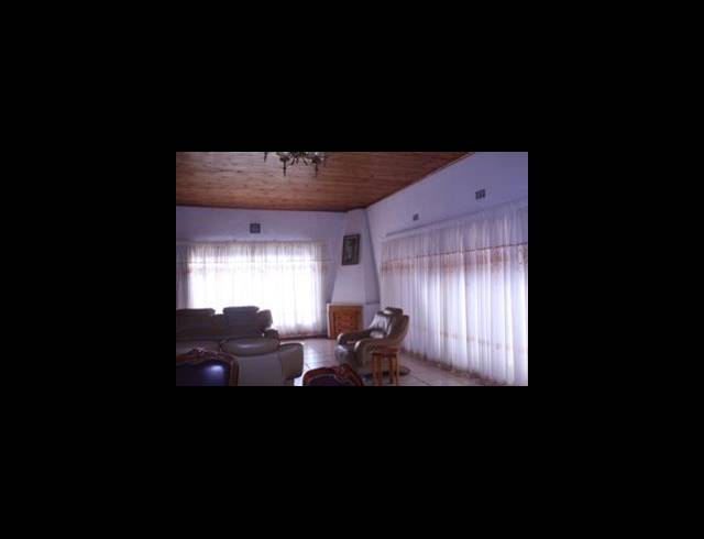 FARM FOR SALE IN WALKERVILLE CENTRAL